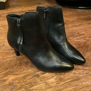 Women’s Black Clark Boots - Never Worn Only Tried